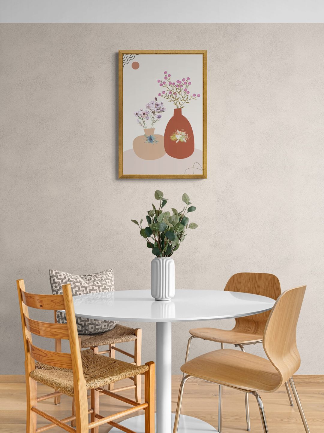 dining-area-with-a-round-table__14.jpg